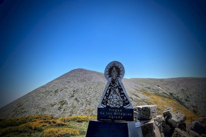 Peña Negrilla. Moncayo soriano. Silvia Moya Jimenez