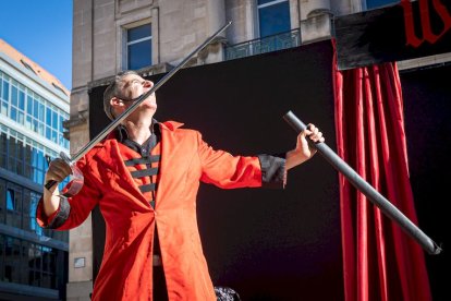 Festival de teatro de calle - MARIO TEJEDOR (3)