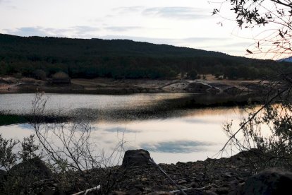 ‘Atardecer en el embalse’. Vinuesa. Zully Galeano