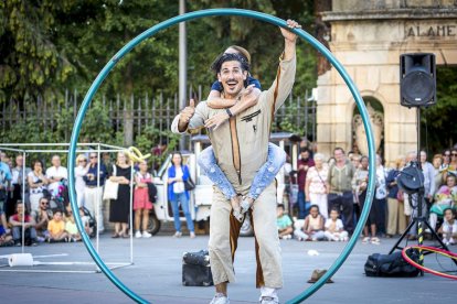 Festival de teatro de calle - MARIO TEJEDOR (21)