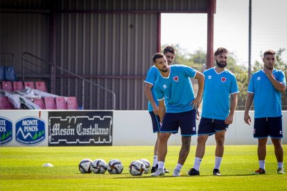 La vuelta del CD Numancia a los entrenamientos - MARIO TEJEDOR (19)