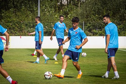 La vuelta del CD Numancia a los entrenamientos - MARIO TEJEDOR (44)