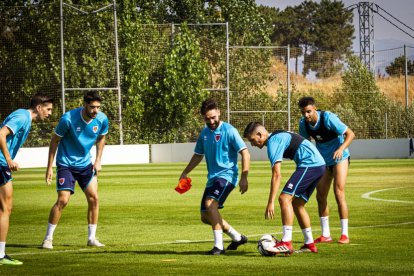 La vuelta del CD Numancia a los entrenamientos - MARIO TEJEDOR (52)