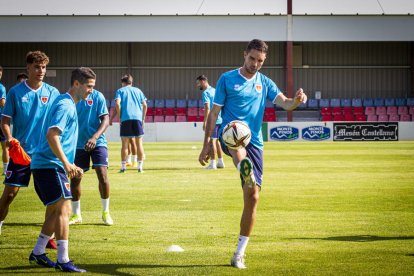 La vuelta del CD Numancia a los entrenamientos - MARIO TEJEDOR (55)