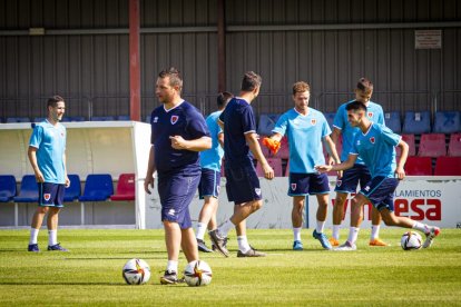 La vuelta del CD Numancia a los entrenamientos - MARIO TEJEDOR (65)