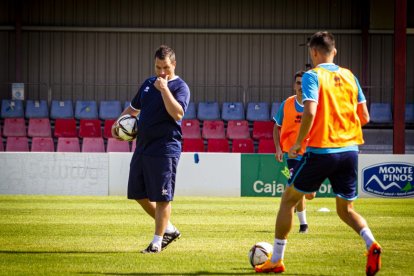 La vuelta del CD Numancia a los entrenamientos - MARIO TEJEDOR (69)