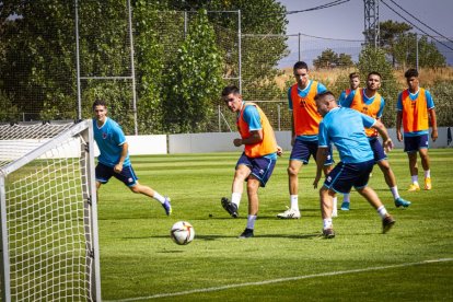 La vuelta del CD Numancia a los entrenamientos - MARIO TEJEDOR (81)