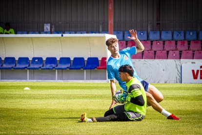 La vuelta del CD Numancia a los entrenamientos - MARIO TEJEDOR (87)