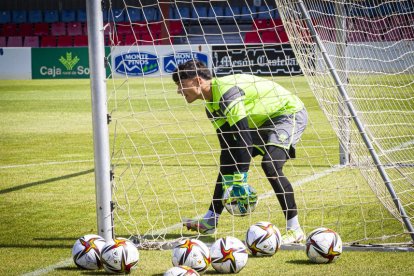 La vuelta del CD Numancia a los entrenamientos - MARIO TEJEDOR (91)