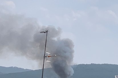Columna de humo visible desde Duruelo. BRIF LUBIA