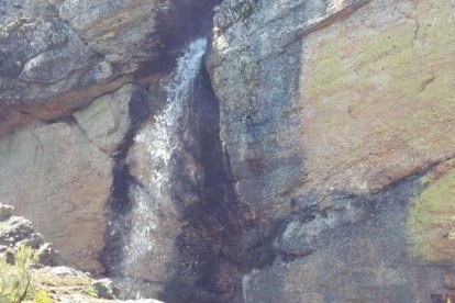 Ruta de las cascadas de Duruelo de la Sierra (Soria). HDS