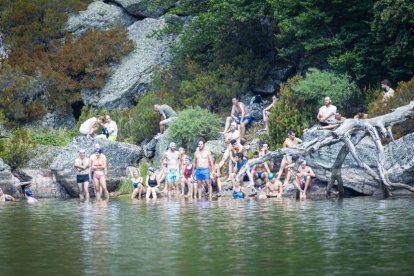 LXV Travesía a nado a la Laguna negra - MARIO TEJEDOR (52)