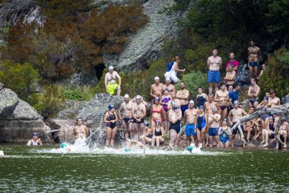 LXV Travesía a nado a la Laguna negra - MARIO TEJEDOR (72)