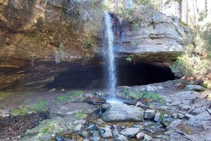 Ruta de las cascadas de Duruelo de la Sierra (Soria). HDS