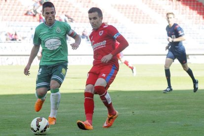 Julio Álvarez en un partido con el Numancia. HDS