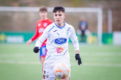 Numancia B vs Almazán. MARIO TEJEDOR (34)
