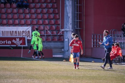 Decepción numantina al sufrir una nueva derrota en Los Pajaritos. G.M.