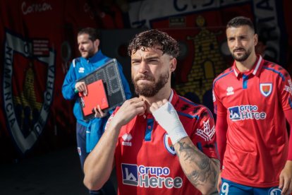 El Numancia remontaba ante el Nástic en una gran segunda parte. G.M.