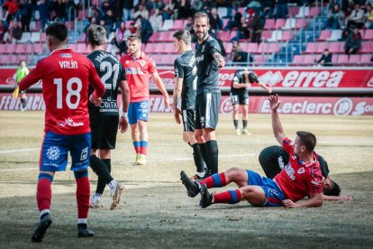 El Numancia remontaba ante el Nástic en una gran segunda parte. G.M.