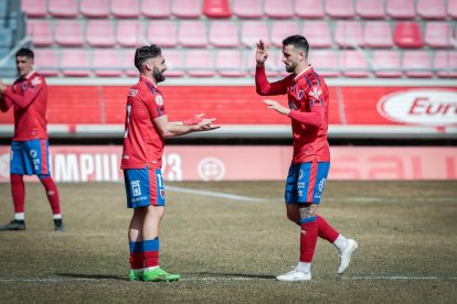 El Numancia remontaba ante el Nástic en una gran segunda parte. G.M.