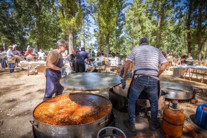 Caldereta en Almazán.-GONZALO MONTESEGURO