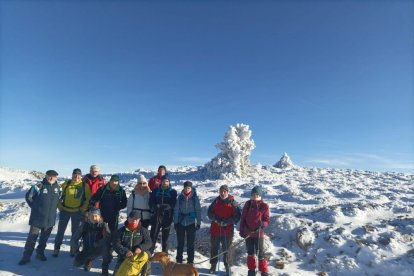 Covaleda coloca el belén en el Urbión (4)