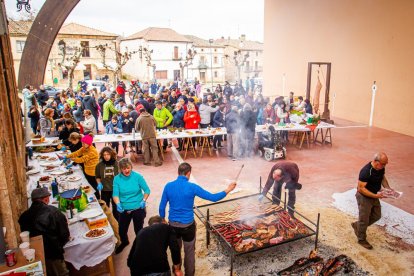 La matanza del cerdo en Garray. MARIO TEJEDOR (26)