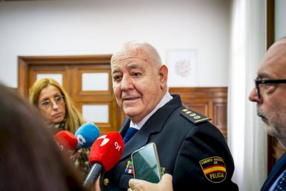 Acto celebrado en Subdelegación del Gobierno. MARIO TEJEDOR (4)
