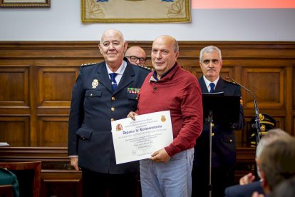 Acto celebrado en Subdelegación del Gobierno. MARIO TEJEDOR (27)