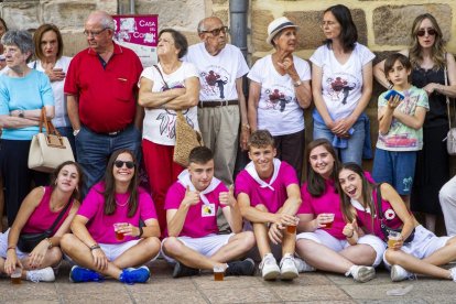 Ambiente a la llegada de los Jurados a la Cena de Gala - MARIO TEJEDOR (6)