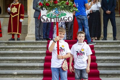 Ambiente a la llegada de los Jurados a la Cena de Gala - MARIO TEJEDOR (20)