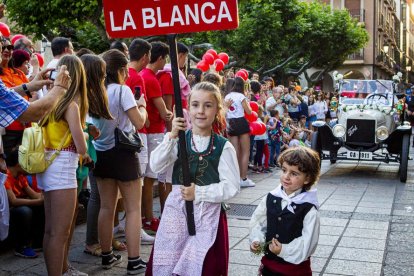 Ambiente a la llegada de los Jurados a la Cena de Gala - MARIO TEJEDOR (45)