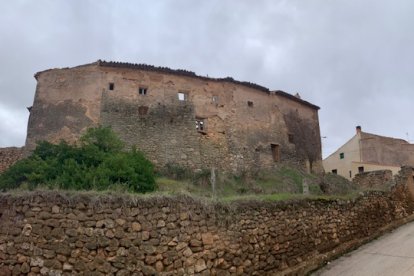 Casa Alta de los Carrillo Yáñez de Barnuevo en Deza, ahora en la Lista Roja del Patrimonio. HISPANIA NOSTRA