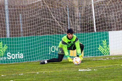El CD Numancia prepara el choque ante la SD Amorebieta. MARIO TEJEDOR (42)