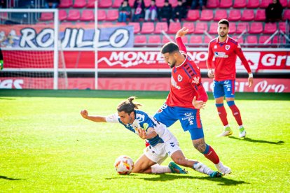 CD Numancia vs CE Sabadell. MARIO TEJEDOR (4)