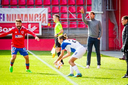 CD Numancia vs CE Sabadell. MARIO TEJEDOR (35)