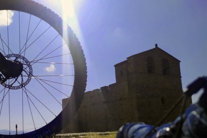 «Bici y senderismo en Valtajeros». Javier Fudio Marín