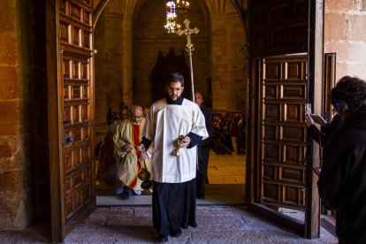 Misa de San Saturio en San Pedro. MARIO TEJEDOR (5)