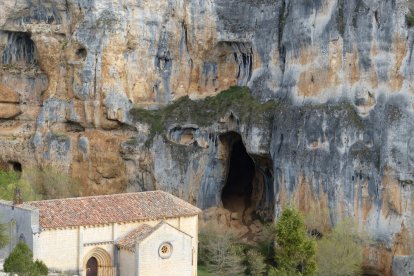 Ermita de San Bartolomé en el cañón del Río Lobos. Juan Carlos Almazán Martínez