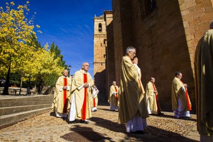 Misa de San Saturio en San Pedro. MARIO TEJEDOR (16)