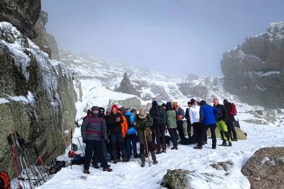 Subida a Urbión de su primer Belén. A.S./M.B.