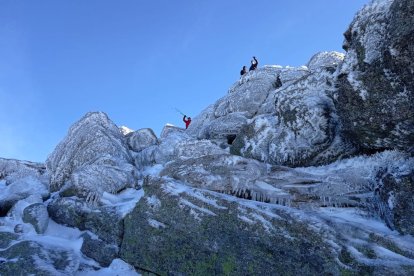Subida a Urbión de su primer Belén. A.S./M.B.