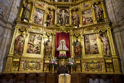 Misa de San Saturio en San Pedro. MARIO TEJEDOR (40)