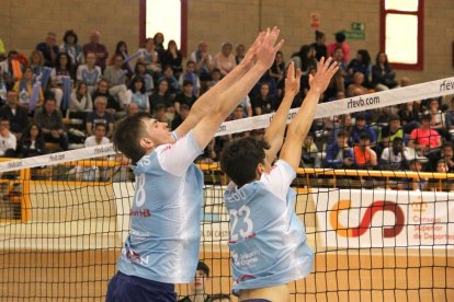 El Río Duero Voley, subcampeón de España junior ante Unicaja Almería. MARÍA MORALES