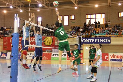 El Río Duero Voley, subcampeón de España junior ante Unicaja Almería. MARÍA MORALES