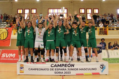 El Río Duero Voley, subcampeón de España junior ante Unicaja Almería. MARÍA MORALES