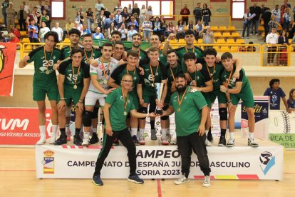 El Río Duero Voley, subcampeón de España junior ante Unicaja Almería. MARÍA MORALES