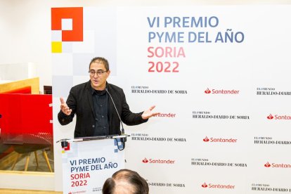 El representante de Bodegas Antídoto. MARIO TEJEDOR