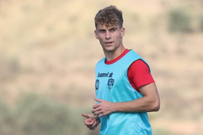 Ander Vidorreta en un entrenamiento. CD Calahorra
