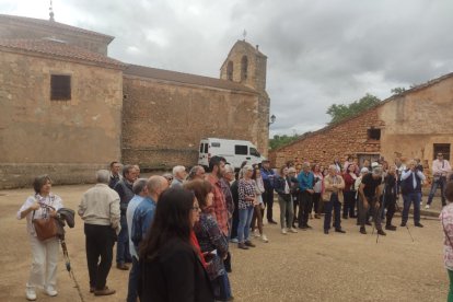 Jornada inaugural del Huerto poético en Quintanas Rubias de Arriba.-ANA HERNANDO